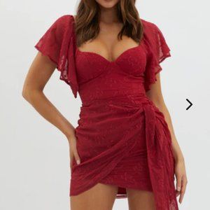 NWT! SELFIE LESLIE: APHRODITE MOLDED BUST ANGEL SLEEVE WRAP DRESS EMBROIDERED